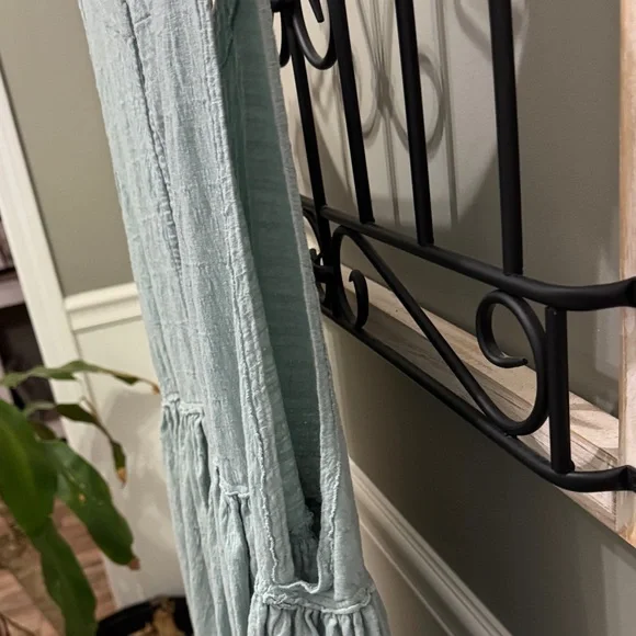 Elegant Sleeveless Mint Dress Free People Large - Picture 11 of 12